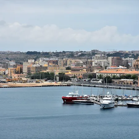 Alojamento de Acomodação e Pequeno-almoço Aretusa Vacanze Syracuse