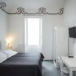 Aretusa Vacanze فندق مبيت وإفطار