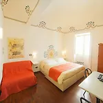 Aretusa Vacanze فندق مبيت وإفطار