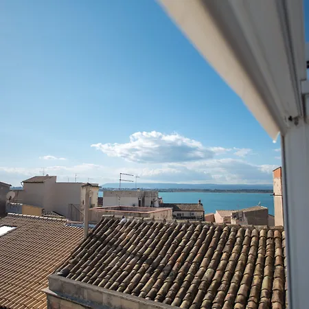 Aretusa Vacanze Bed and breakfast 4*
