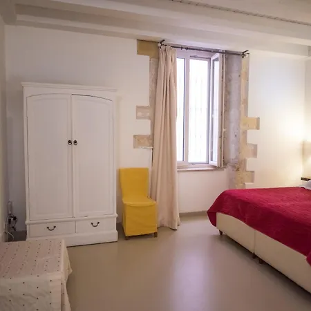Aretusa Vacanze Bed & Breakfast 3*
